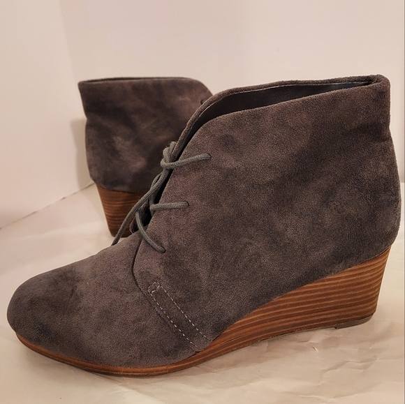 Dr. Scholl's Dakota Wedge Bootie in Gray in Size 8 M - Picture 5 of 11